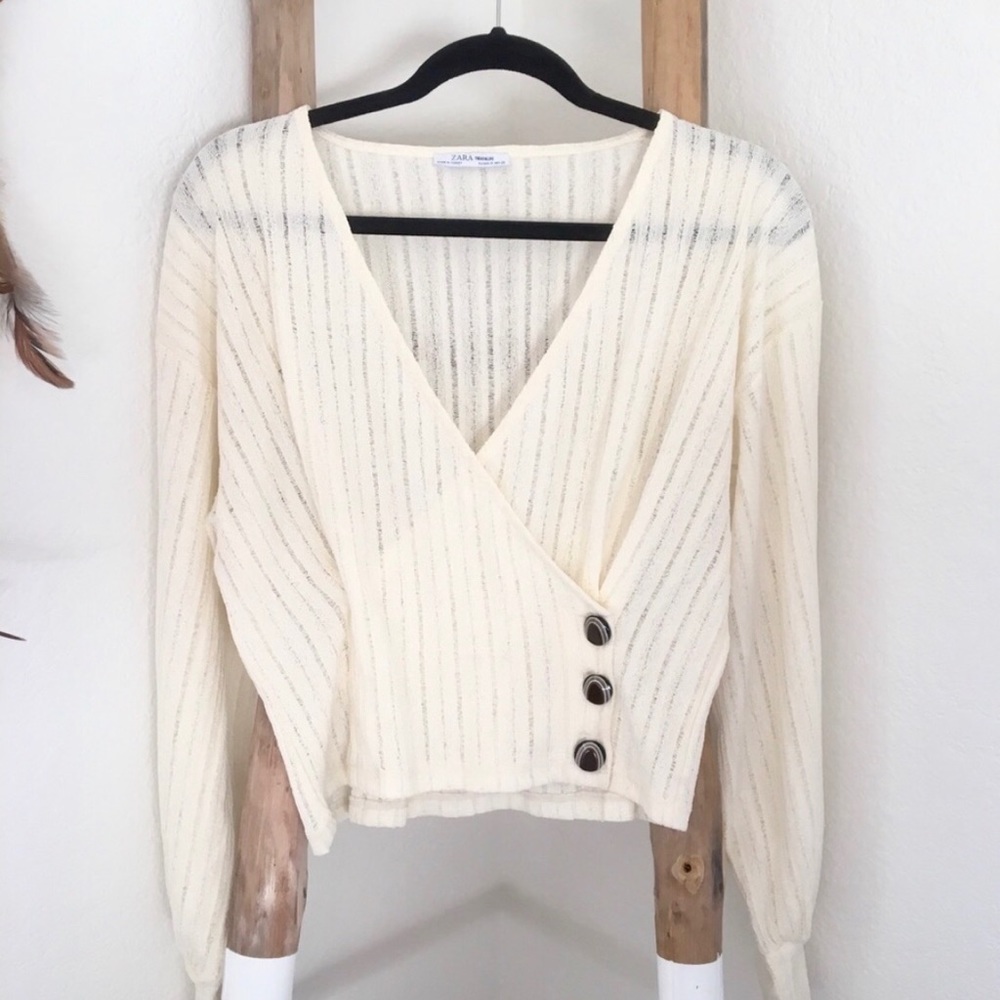 Zara Cream V-Neck Long Sleeve Sweater